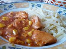 Fot. Anna Z, Gulasz z piersi z kurczaka z pomidorami i kukurydzą