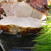 Pieczeń cielęca w maśle ziołowym