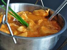 Fot. MIENTA, Gulasz z kurczaka