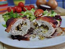 Fot. MIENTA, Piersi z kurczaka faszerowane musztardą i mozzarellą