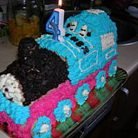 Tort truflowo-orzechowo-śliwkowy