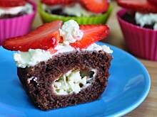 Fot. MIENTA, Muffinki z mascarpone i truskawkami