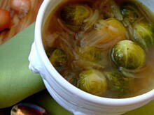 Fot. kasia_sach, Zupa z brukselkami i karmelizowaną cebulą