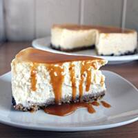 Sernik z ajerkoniakiem