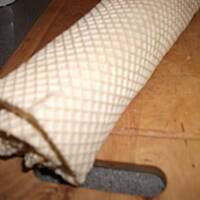 Mięso mielone na waflu.