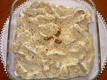 Fot. ewka63, Śedzie z musztardą, keczupem i orzechami