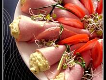 Fot. Jola66, Wielkanocne rożki z szynki z farszem z jaj, kremem dijonnaise i chrzanem﻿