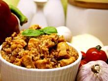 Fot. APM, Gulasz drobiowy z pieczarkami