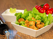 Fot. Wkn, Smażone kąski z kurczaka dla dbających o linię