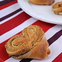 Serduszka z bakaliowym nadzieniem