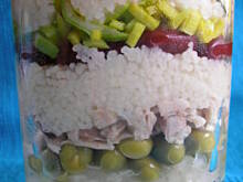 Fot. olusia23, Warstwowa sałatka z kuskusem i kurczakiem