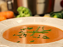 Fot. Wkn, Pomidorówka z sokowirówki