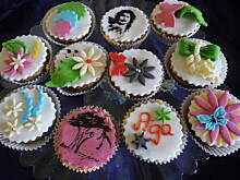 Fot. Głen, Ozdoby z lukru plastycznego.