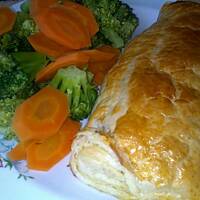 Ryba zapiekana z mozarellą w cieście francuskim