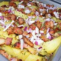 Szybkie obiady-aromatyczne ziemniaki z wkładką