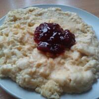 Omlet śniadaniowy z kaszy manny