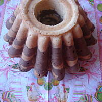 Babka marmurkowa z płatkami migdałowymi