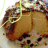 Rumowo-waniliowa babka w gorzkiej polewie