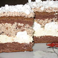 Placek z chałwą i bezami