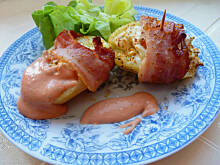 Fot. Mama - Różyczki, Grillowane ziemniaki z serem feta i boczkiem