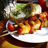 Szaszłyki drobiowe z ananasem lub cukinią