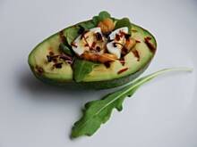 Fot. superbaba4, Grillowane awokado z krewetkami