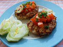 Fot. Mama - Różyczki, Grillowane  wieprzowe burgery z ryżem