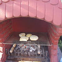 Calzone z grilla, z szynką i pieczarkami