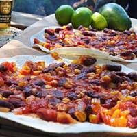 Grillowana quesadilla z fasolą i kukurydzą