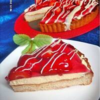 Ciasto marcepanowe z truskawkami