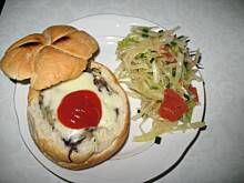 Fot. monia7301, Grillowane bułeczki z pieczarkami