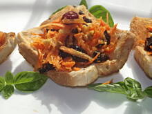 Fot. Izabela Nowak, Suróweczka w chlebowych miseczkach