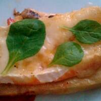 Grillowany seler z serem Camembert na ostro