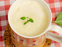 Fot. Wkn, Szparagowy kremowy kubek domowy