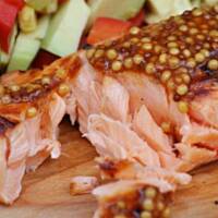 Grillowany łosoś z musztardą meksykańską