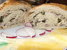 Fot. Izabela Nowak, Rolada drożdżowa z serem i warzywami