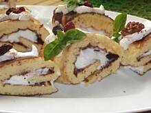 Fot. Izabela Nowak, Słodki omlet z bitą śmietaną i bakaliami