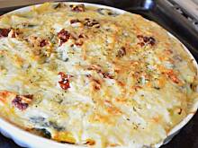 Fot. sebek, Tarta ze szpinakiem, fenkułem i szparagami