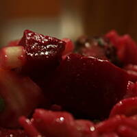 Sałatka ze szparagów, buraków i makaronu