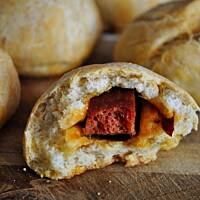 Pikantne bułeczki z chorizo