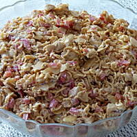 Sałatka z zupek chińskich