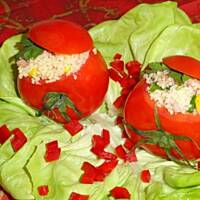 Kuskus z tuńczykiem w pomidorach