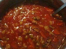 Fot. WYTWORNA, zupa gulaszowa