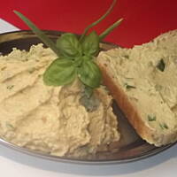 Pasta mięsna do chleba