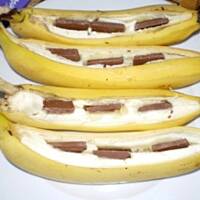 Banany grillowane z czekoladą