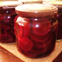 Buraczki marynowane.