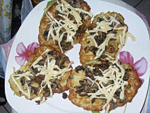 Fot. Teresa.Marcjan, Mini pizza kartoflana, albo placki ziemniaczane z dodatkami