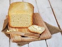 Fot. superbaba4, Chleb pszenny z masłem i solą prowansalską