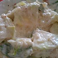 Biała sałatka z rzodkwią i kalarepką