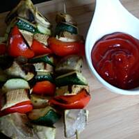 Grillowane szaszłyki z wędzonym tofu